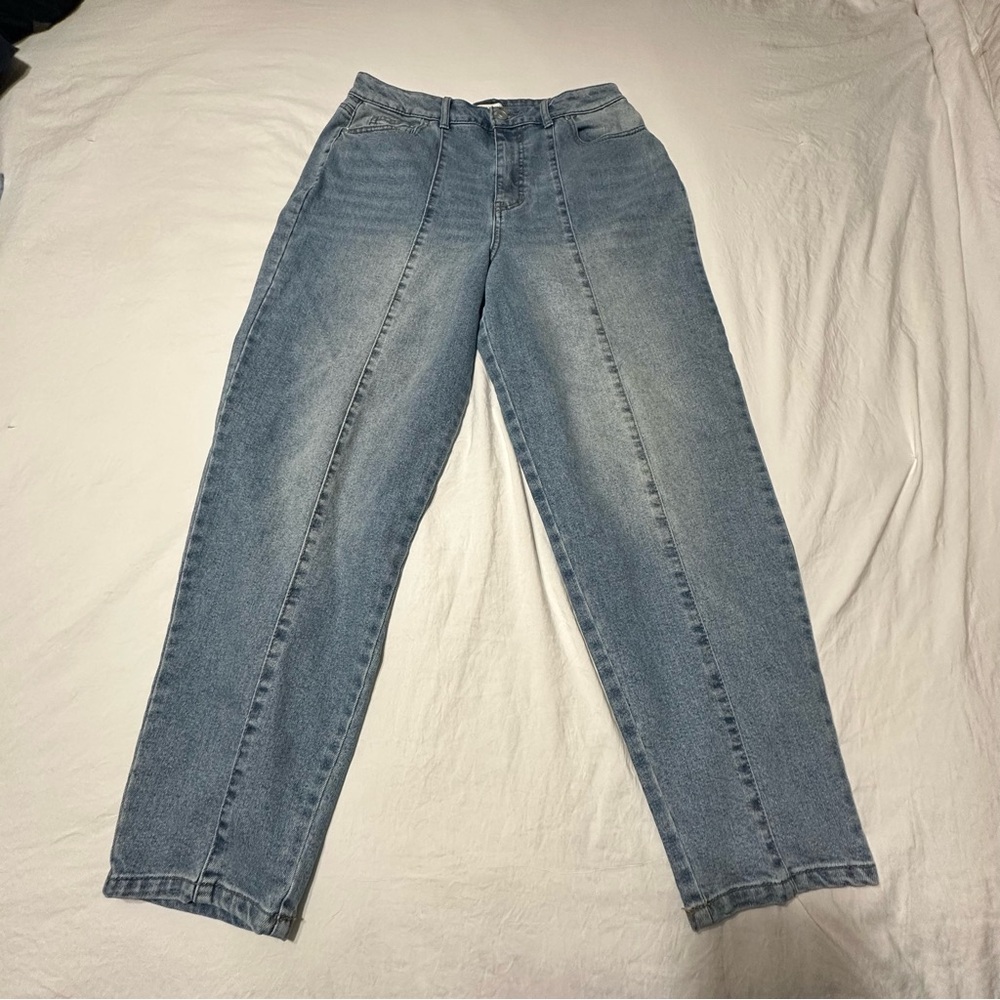 Stylish Light Blue Women's Straight Leg Jeans